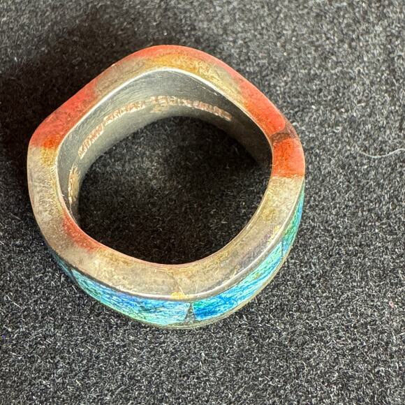 Vintage Sterling Silver and Enameled Ring Sz 6 - Picture 7 of 15
